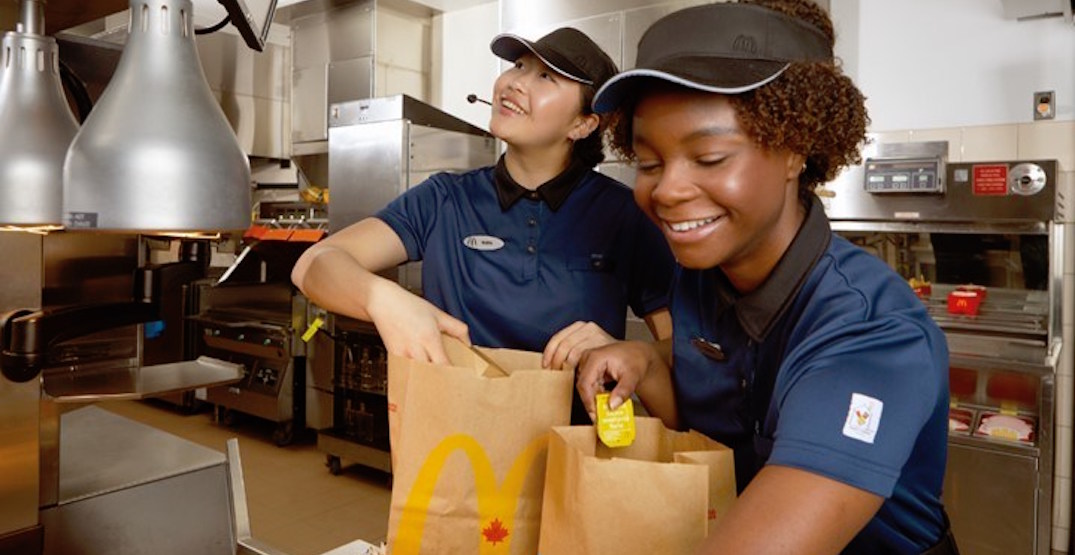 Fast Food Worker in Canada for foreigners with visa sponsorship